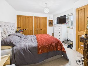 Bedroom- click for photo gallery
